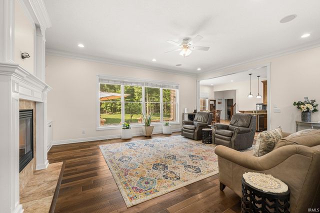 4906 N 100 W, Uniondale, IN 46791