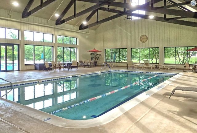 744 OLD BARN Road A, Lake Barrington, IL 60010