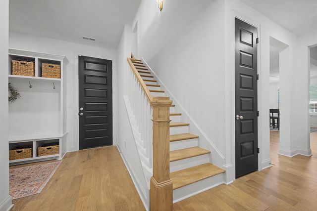 7208 Adenborough Dr, Fairview, TN 37062