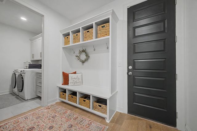 7208 Adenborough Dr, Fairview, TN 37062