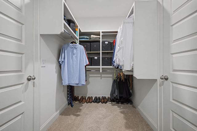 7208 Adenborough Dr, Fairview, TN 37062