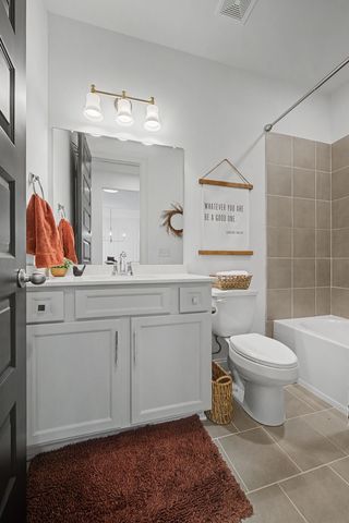 7208 Adenborough Dr, Fairview, TN 37062