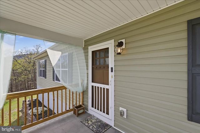 379 JURA DR, Hedgesville, WV 25427