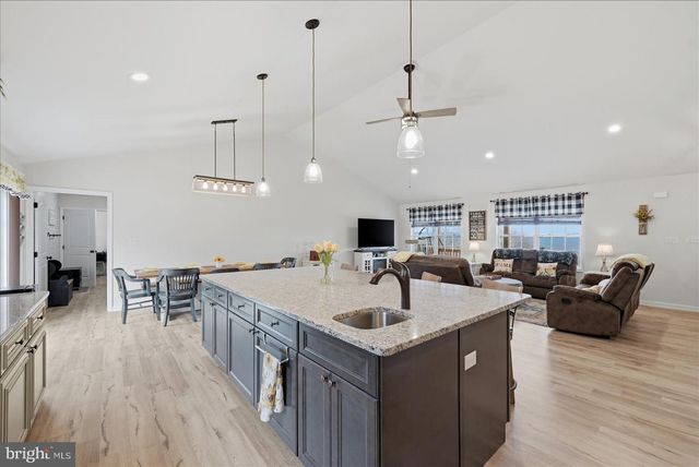 379 JURA DR, Hedgesville, WV 25427