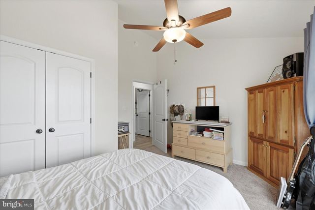 379 JURA DR, Hedgesville, WV 25427