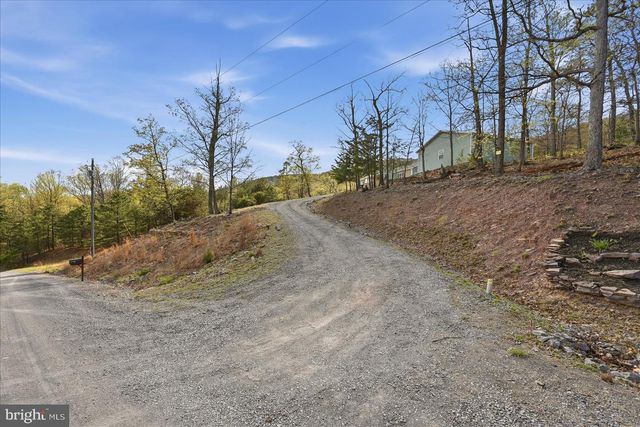 379 JURA DR, Hedgesville, WV 25427