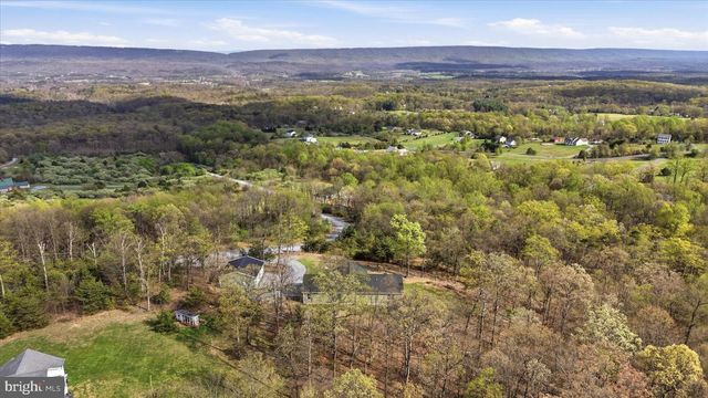 379 JURA DR, Hedgesville, WV 25427