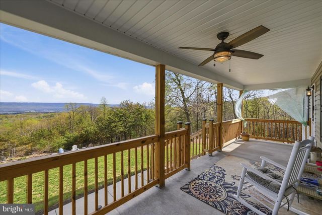 379 JURA DR, Hedgesville, WV 25427
