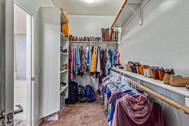 6551 S Four Peaks Place, Chandler, AZ 85249