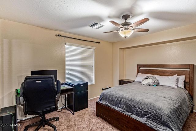 6551 S Four Peaks Place, Chandler, AZ 85249