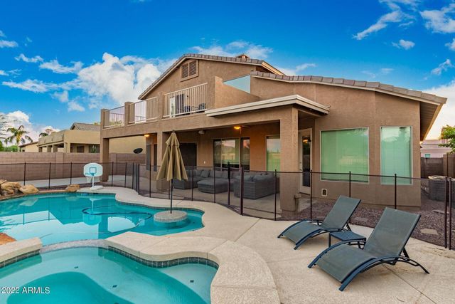 6551 S Four Peaks Place, Chandler, AZ 85249