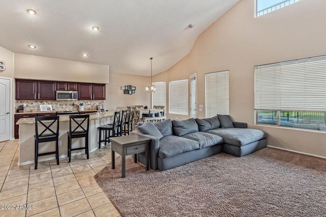 6551 S Four Peaks Place, Chandler, AZ 85249