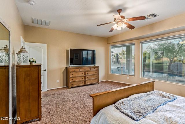 6551 S Four Peaks Place, Chandler, AZ 85249
