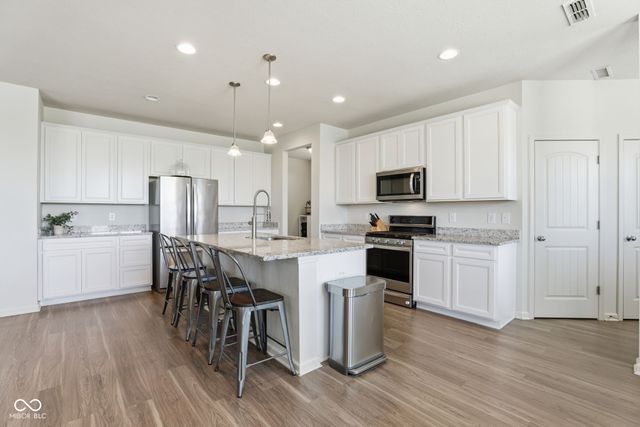9287 Prospect Way, Avon, IN 46123