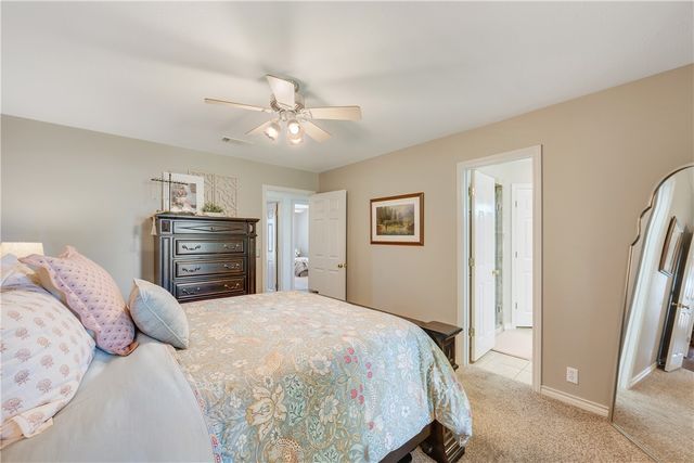 1811 Harris Drive, College Station, TX 77845