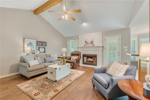 1811 Harris Drive, College Station, TX 77845