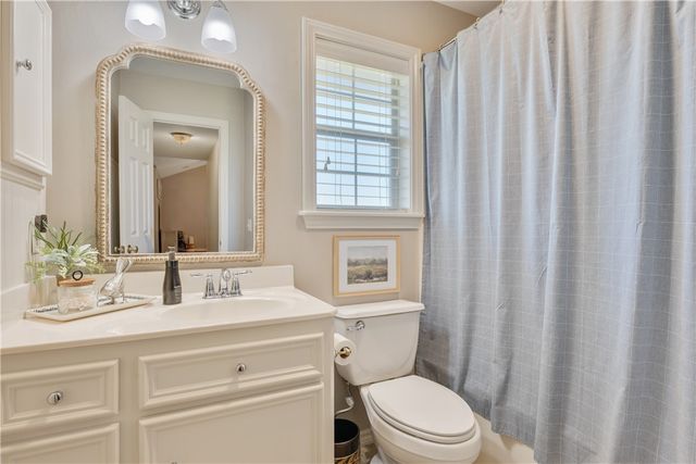 1811 Harris Drive, College Station, TX 77845