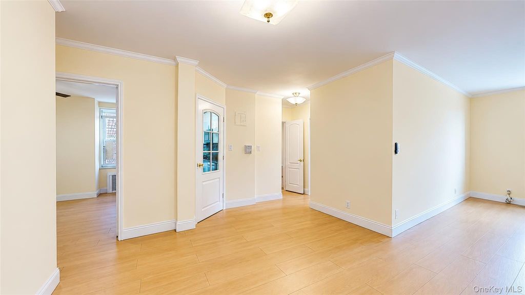 83-85 116th Street 6D, Kew Gardens, NY 11415 — photo 3