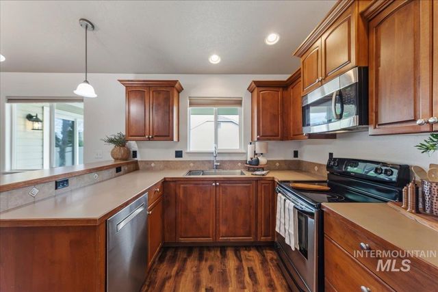 1927 S Sandcrest Drive, Nampa, ID 83686