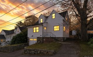 38 Great Woods Ter, Lynn, MA 01904