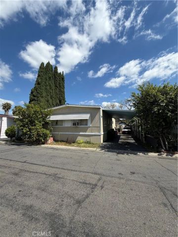 320 N Park Vista SPC 81 81, Anaheim, CA 92806