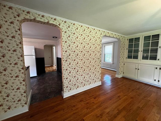4 Wayne Avenue, Claremont, NH 03743