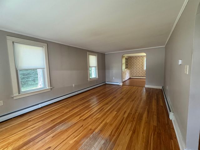 4 Wayne Avenue, Claremont, NH 03743
