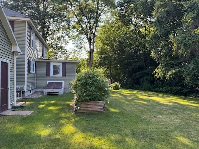 4 Wayne Avenue, Claremont, NH 03743