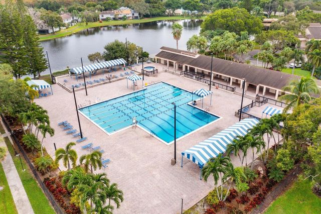 2969 Carambola Circle S, Coconut Creek, FL 33066