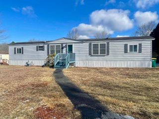 7 Granite Drive, North Hampton, NH 03862
