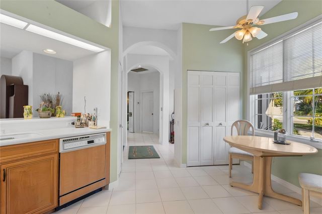 8706 53RD TERRACE E, Bradenton, FL 34211