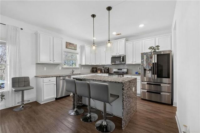 15 Dublin Way NW, Adairsville, GA 30103