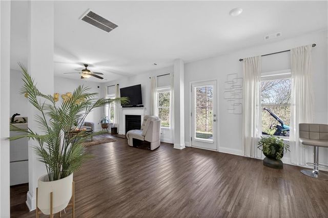 15 Dublin Way NW, Adairsville, GA 30103