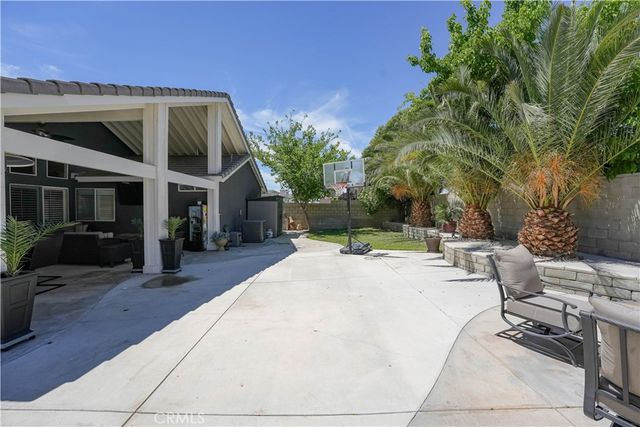 3047 Christina, Lancaster, CA 93535