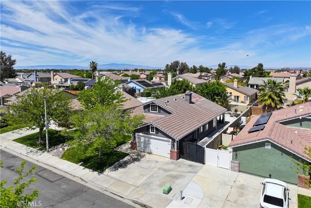 3047 Christina, Lancaster, CA 93535