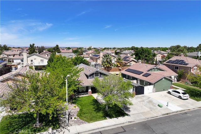 3047 Christina, Lancaster, CA 93535