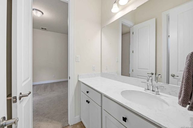 110 STABLEWOOD CT, Boerne, TX 78006