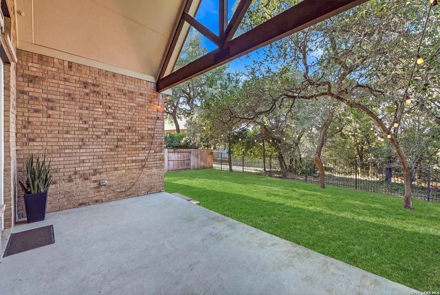 110 STABLEWOOD CT, Boerne, TX 78006