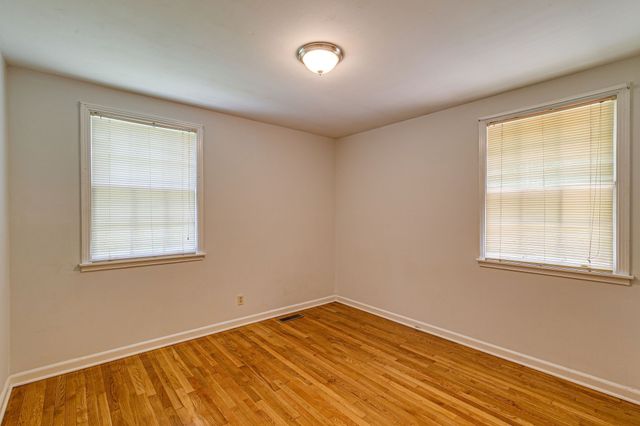 4824 Lynn Dr, Nashville, TN 37211