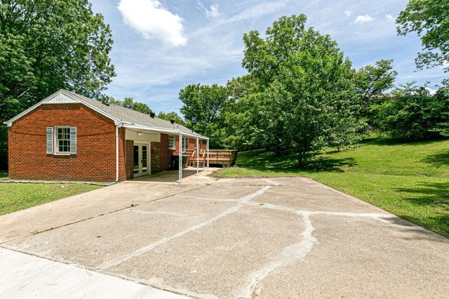 4824 Lynn Dr, Nashville, TN 37211