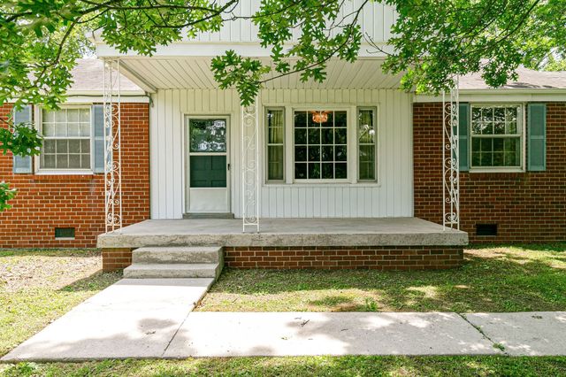 4824 Lynn Dr, Nashville, TN 37211
