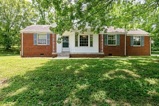 4824 Lynn Dr, Nashville, TN 37211