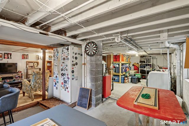 264 Roxbury Road, East Lyme, CT 06357
