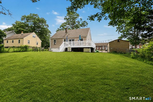 264 Roxbury Road, East Lyme, CT 06357