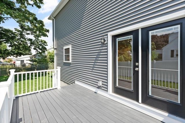 55 Ralph St, Watertown, MA 02472