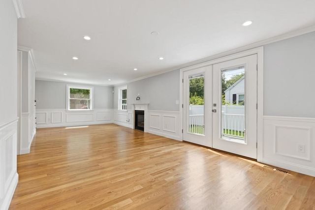 55 Ralph St, Watertown, MA 02472