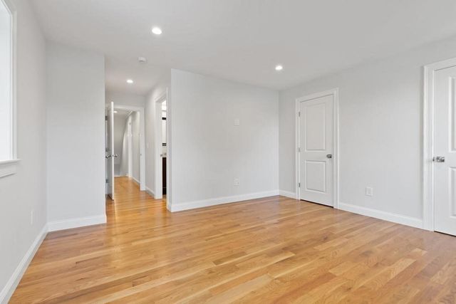 55 Ralph St, Watertown, MA 02472