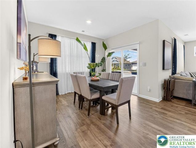 7963 August Avenue, Lower Macungie Twp, PA 18031