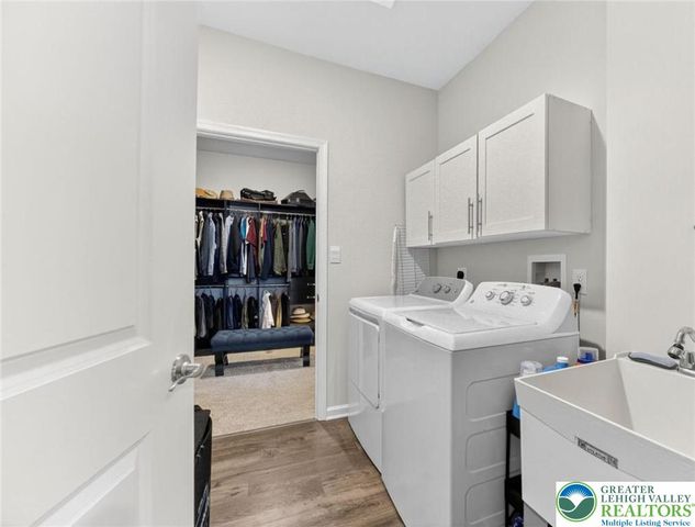 7963 August Avenue, Lower Macungie Twp, PA 18031