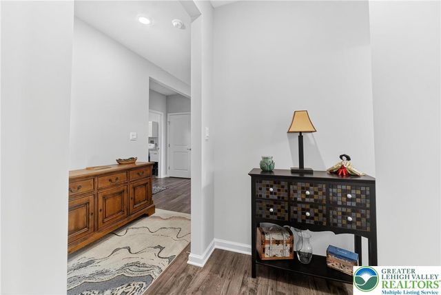 7963 August Avenue, Lower Macungie Twp, PA 18031